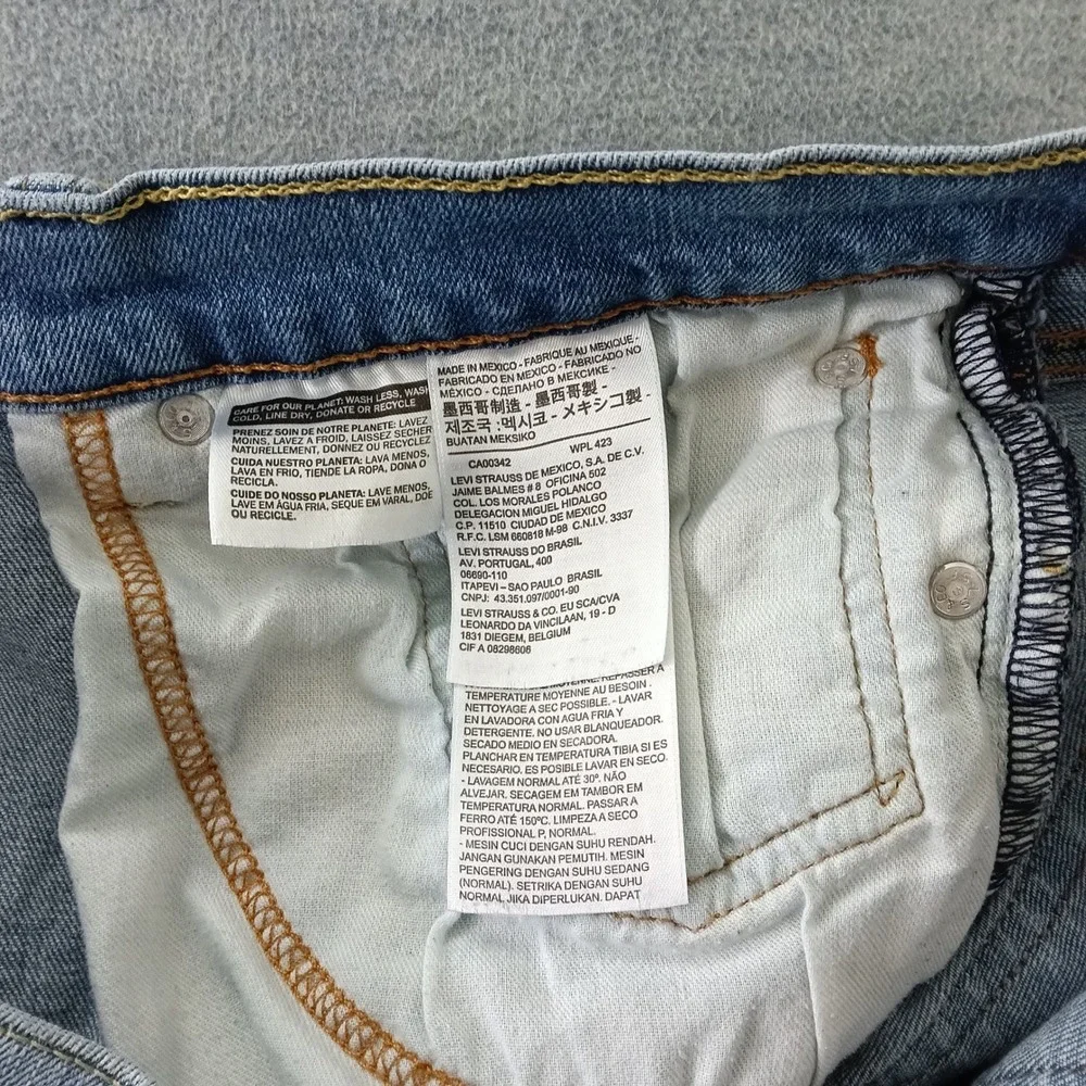 Levis 541 Athletic Taper Jeans Light Wash Blue Mens W42 L30 Denim Pants